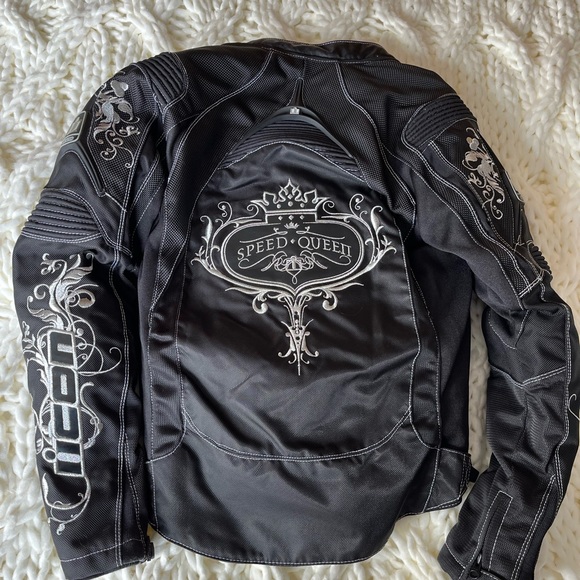 ICON Riding Jacket for Women, size Small - Picture 4 of 7